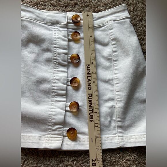 Free People Little Daisies White Button-Front Mini Skirt Size 0 - Picture 10 of 11